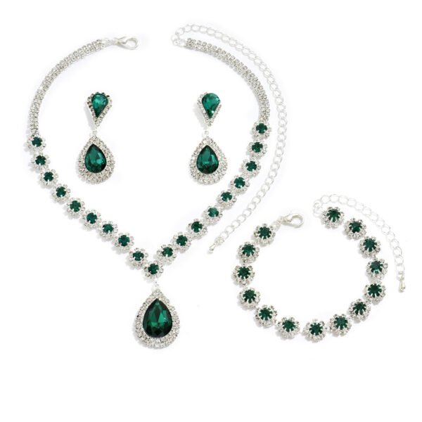 Celestial Elegance Bridal Jewelry Set – Necklace, Earrings & Bracelet