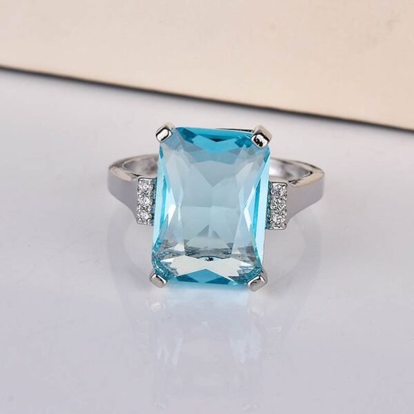 Kuololit Paraiba Gemstone Ring – Elegant & Vibrant Sparkle