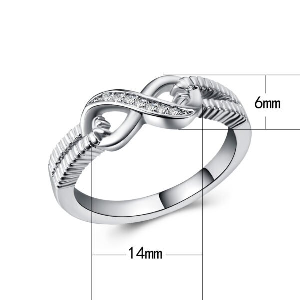 White Gold-Plated Zircon Wedding Ring – Timeless Elegance