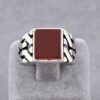 a1c421b0-400f-45f8-8020-756266d7a881.jpg Vintage Alloy Gemstone Ring – Timeless Statement
